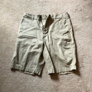 Size 32 khaki mens shorts